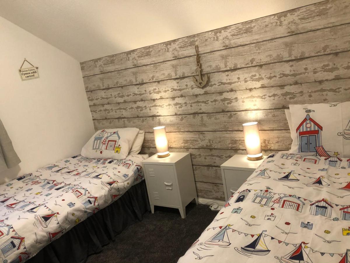 Gwel Y Fenai Appartement Y Felinheli Buitenkant foto